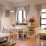 Maxant Hotel