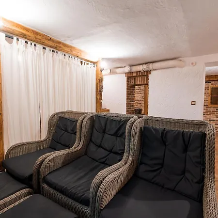 Maxant Hotel 3*