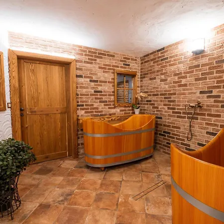 Maxant Hotel
