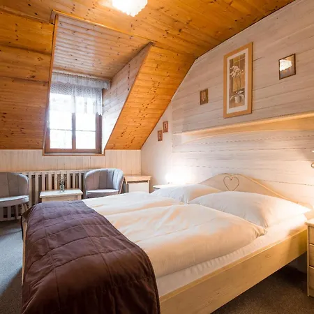 Maxant Hotel 3*