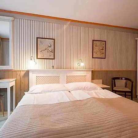 Maxant Hotel