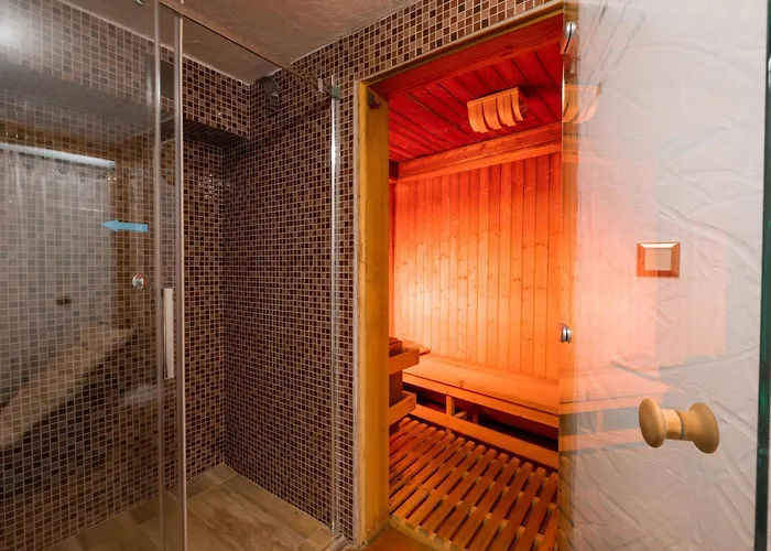 Maxant Hotel Frymburk